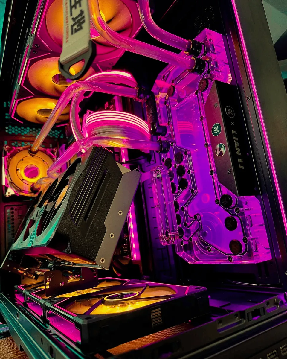 Custom Loop Komponente in Betrieb